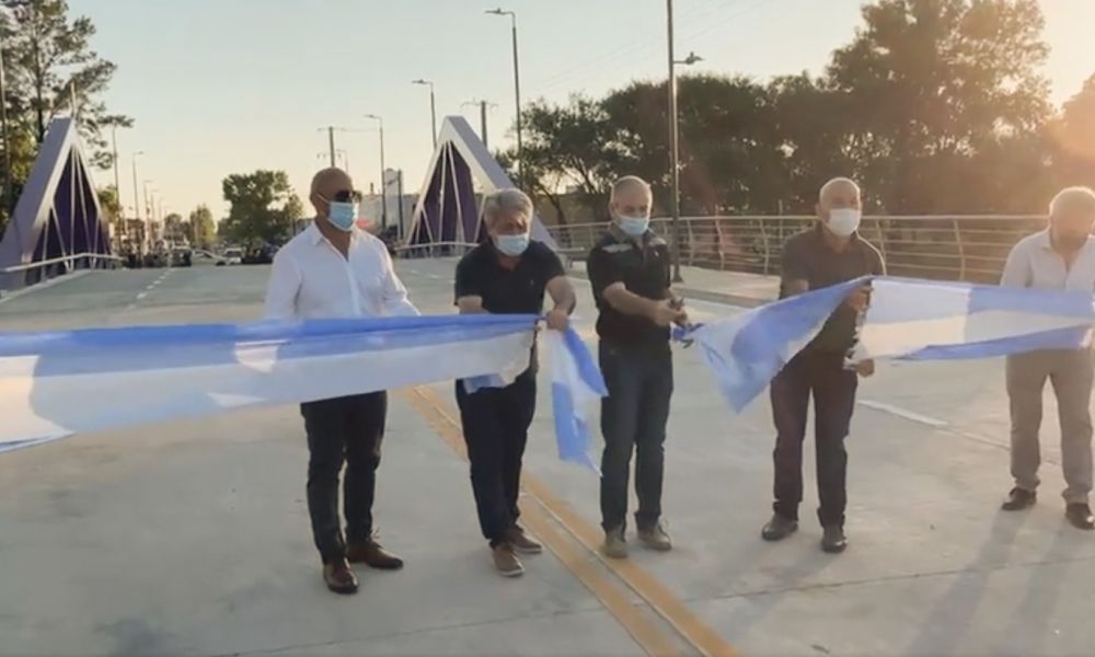 Quedó inaugurado el puente Illia-Colón