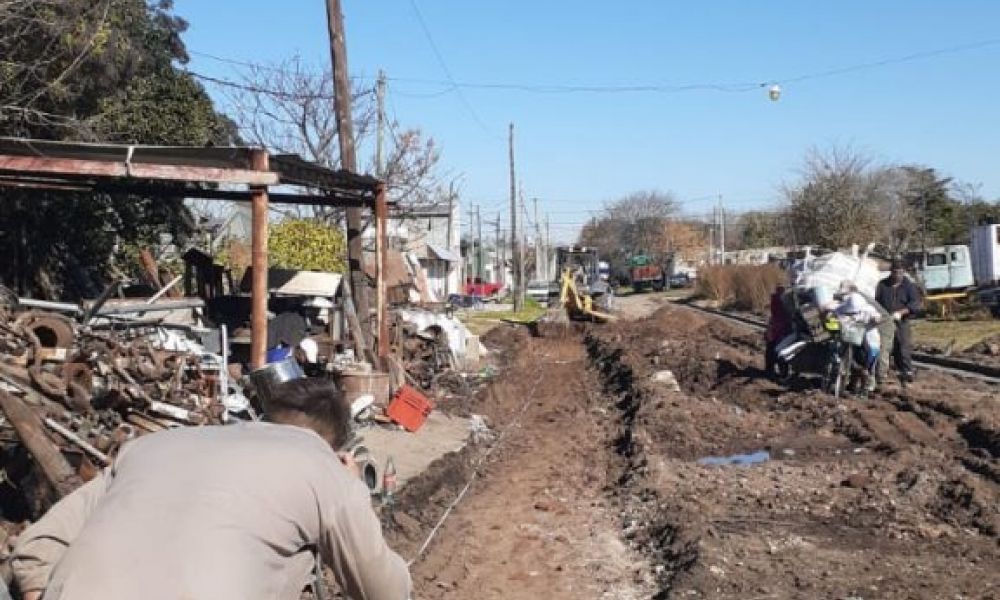 Trabajos de bacheo y estabilización de calles