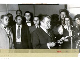 Lanzan plataforma transmedia por los 100 a�os de la radio