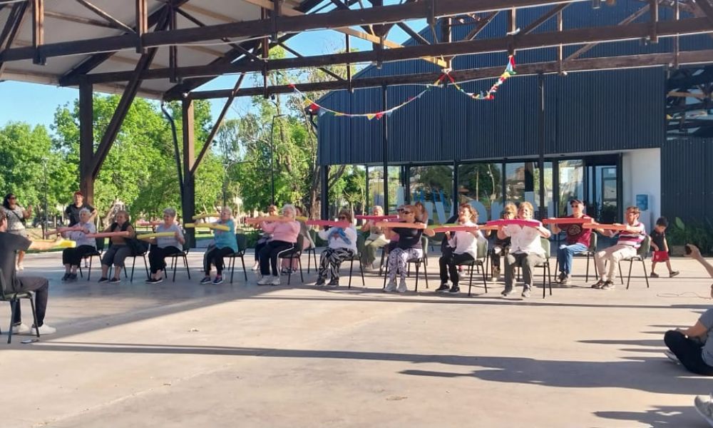 Celebración del Mes del Adulto Mayor