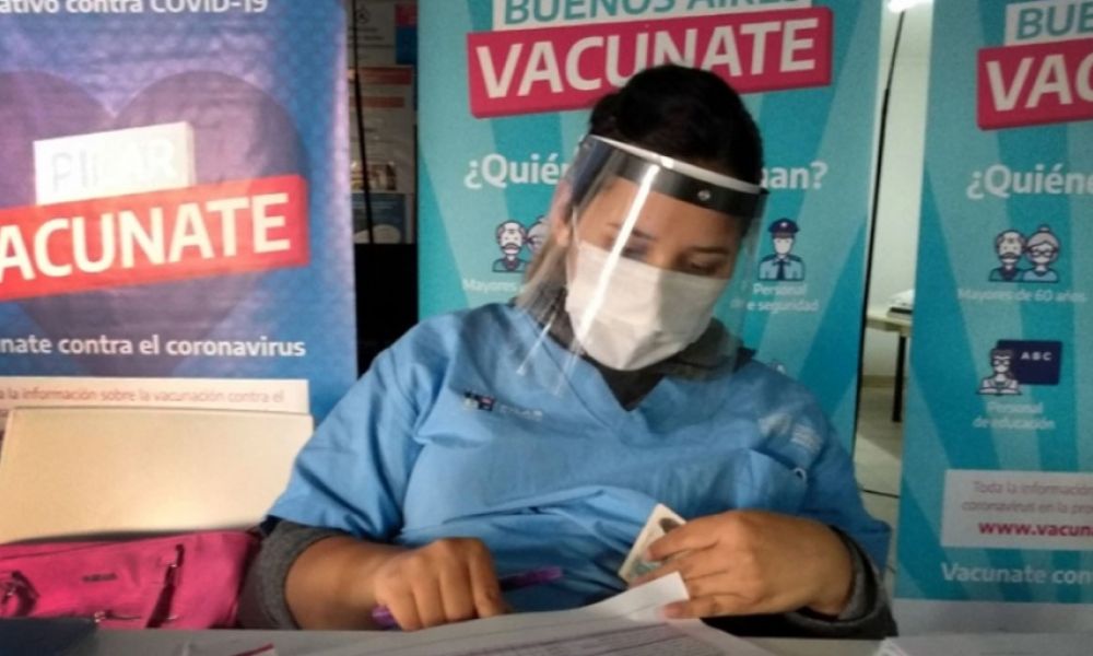 Cuarta dosis libre de Covid para mayores de 18 años