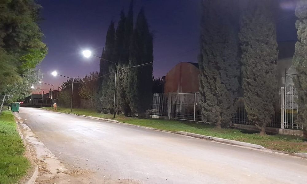 200 nuevas columnas de iluminación