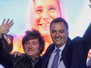 La elección que rompió el mapa porteño: Adorni ganó y el PRO cayó