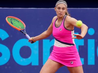 La Billie Jean King Cup vuelve a poner a Julia Riera en el centro de la escena