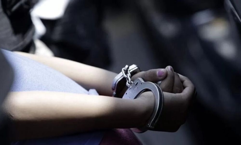 Capturada narco prófuga con antecedentes