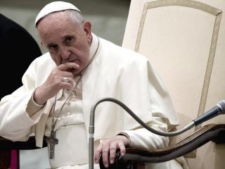 El Papa se refiri a la vergenza infringida por los pederastas