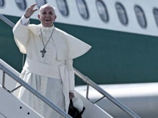 El Papa lleg a Roma tras su histrica gira