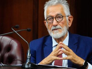 Un colectivo por $290 millones: El escándalo que salpica a Alberto Rodríguez Saá