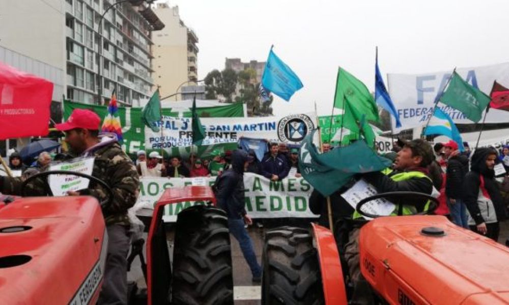 El campo para por 72 horas