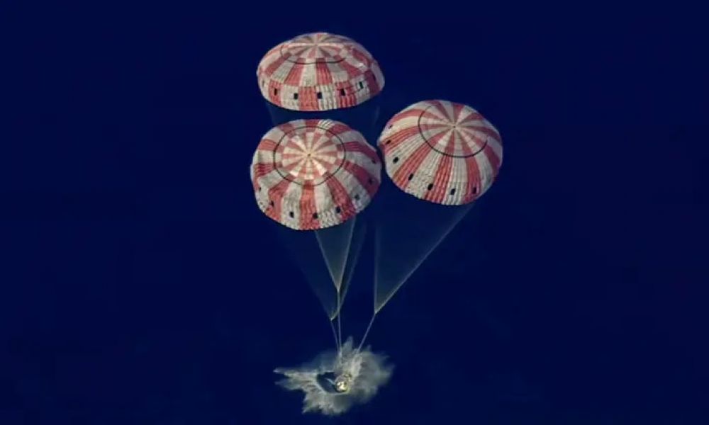 La cápsula Orion regresó a la Tierra