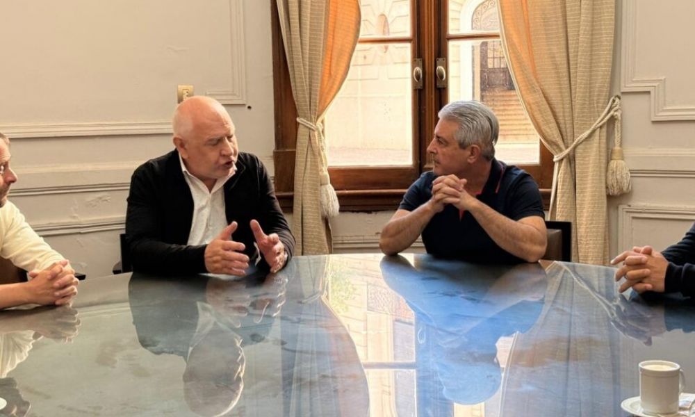 Pergamino acelera su sueño en el vóley