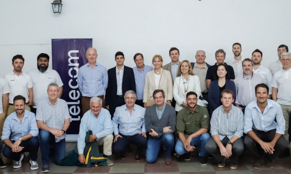 Pergamino y Rojas conectados por Telecom