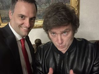 Milei salió a respaldar a Adorni tras sus explicaciones sobre el patrimonio: «Quedó claro que no robó»