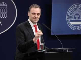 El gobierno refuerza el control sobre las tasas municipales y universidades pblicas
