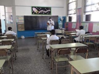 Escuelas bonaerenses: quines pasan de grado en diciembre y cmo se recuperan contenidos?