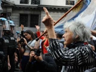 Blindaje total en el Congreso: Ms de 2.000 policas ante la marcha de jubilados