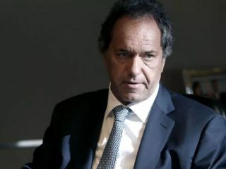 Intentaron asaltar la casa de Daniel Scioli con máscaras de payaso, pero la custodia frustró el robo