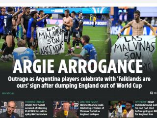 The Sun habló de «la arrogancia argentina» tras la eliminación de Inglaterra y apuntó contra la bandera de Malvinas