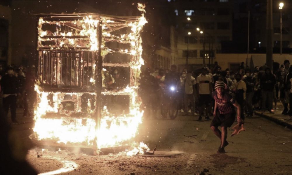 Violentos disturbios en Perú