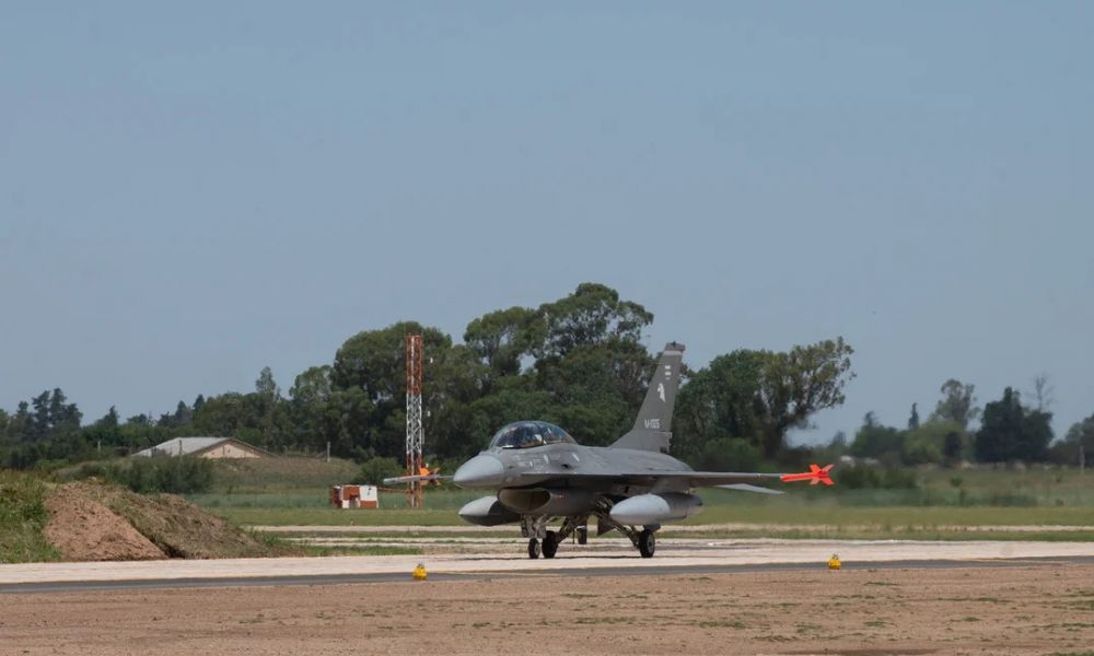 Argentina recibe los primeros F-16