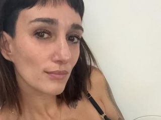 De las «fuerzas del cielo» a una «fuerza de abajo»: La ruptura de Leila Gianni con Milei