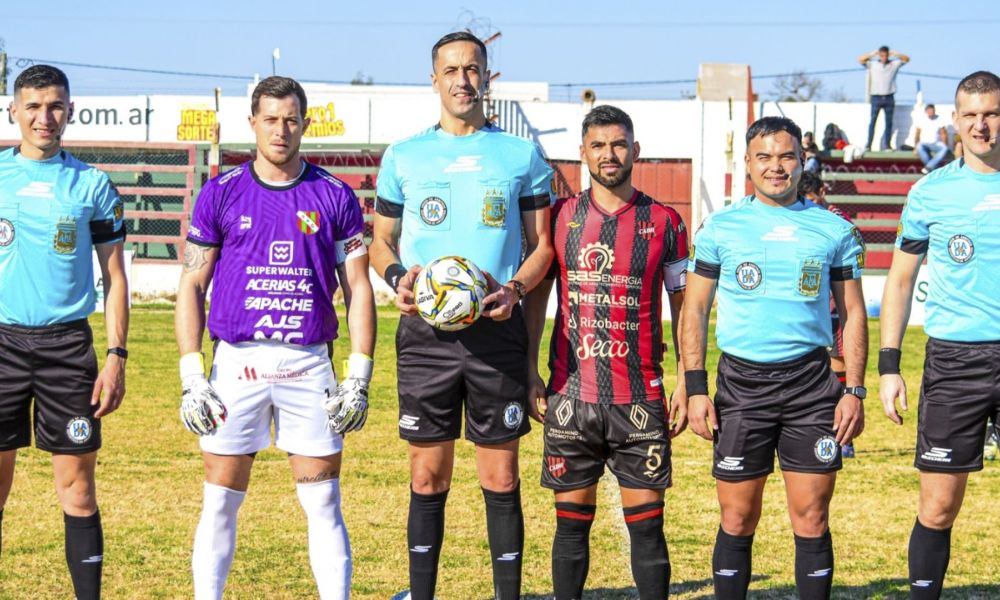 Douglas cerró la primera fase con empate