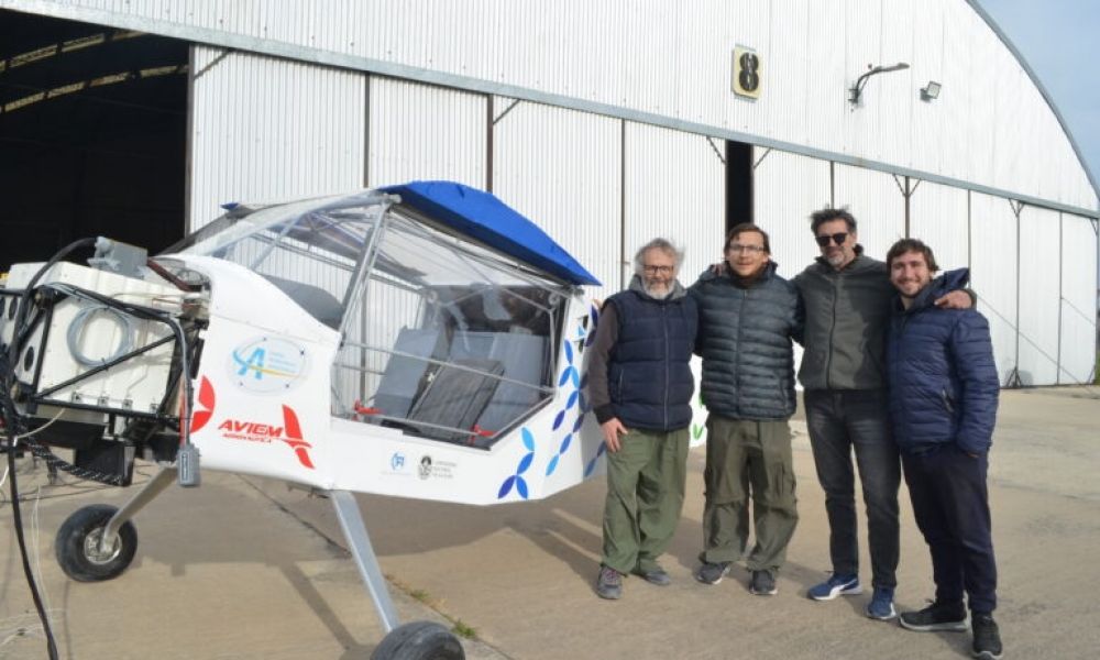 Prueba exitosa del primer avión eléctrico del país