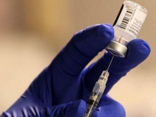 Austria es el primer país de la Unión Europea en aprobar la vacunación obligatoria contra el coronavirus