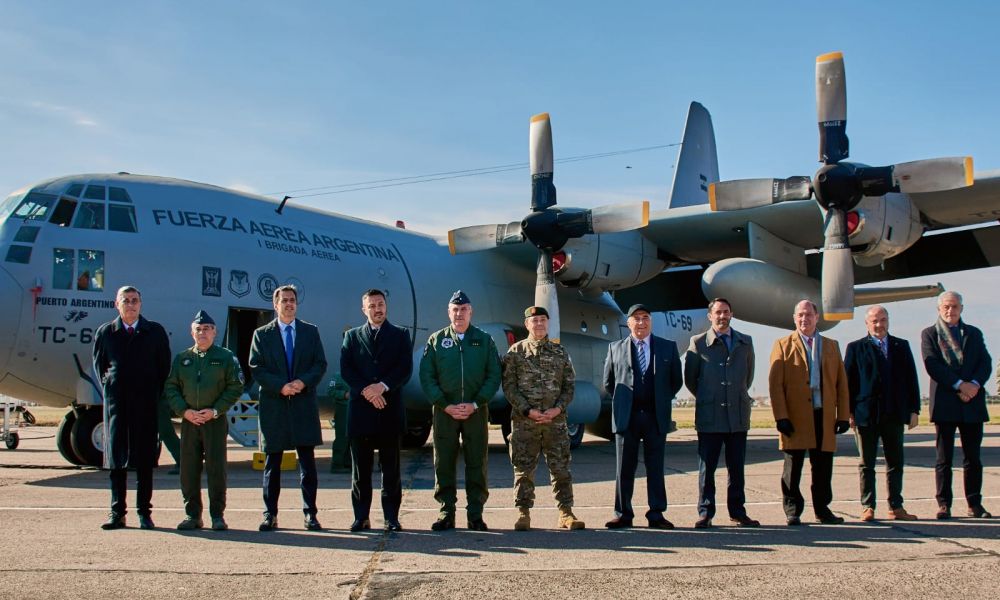 La Fuerza Aérea Argentina recibe un C-130 Hércules