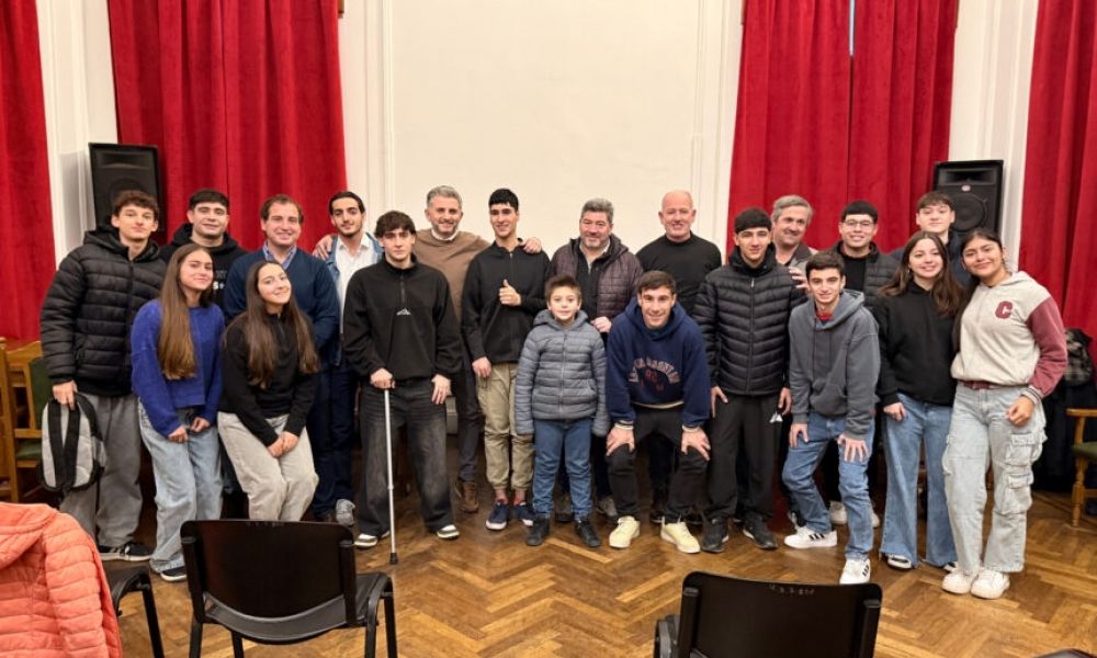 Entregaron becas deportivas en el Municipio