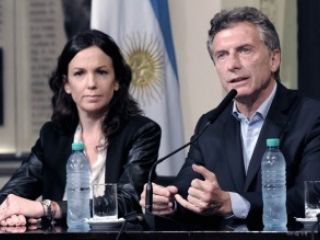 El Gobierno anunció un aporte de $400 a fin de año para beneficiarios de la AUH