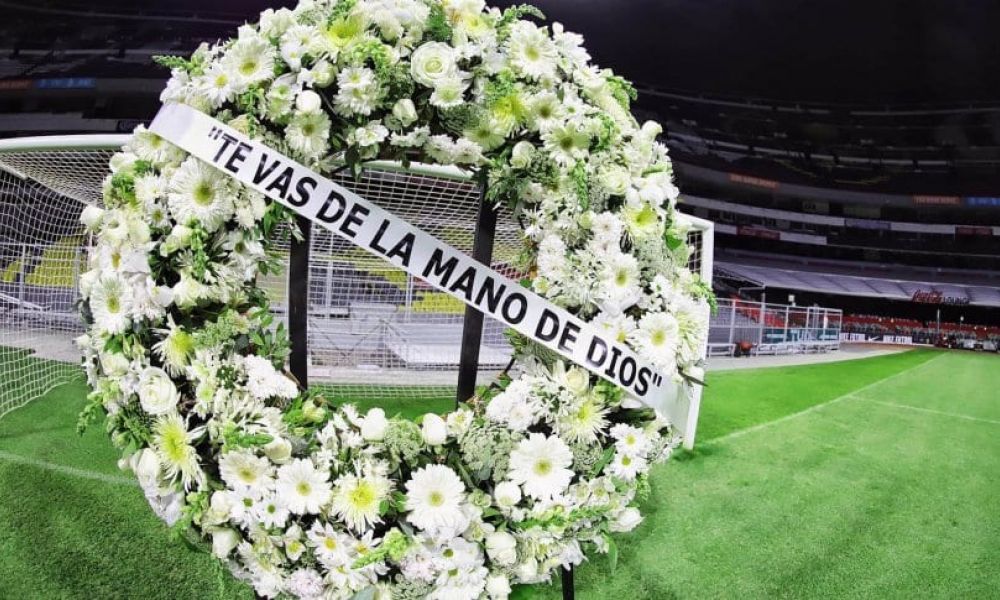 México homenajeó a Maradona