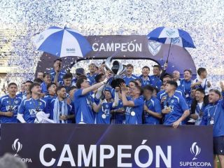 Vélez venció a Central Córdoba y levantó la Supercopa Argentina