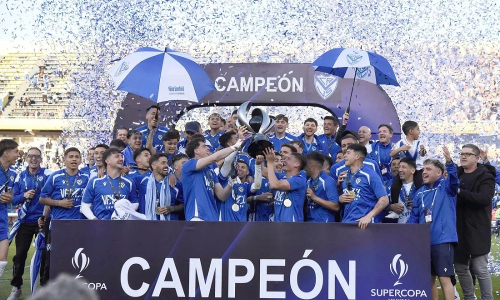 Vélez venció a Central Córdoba y levantó la Supercopa