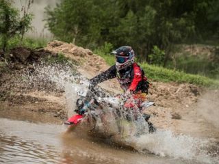 Benavides sube en la general y Patronelli segundo