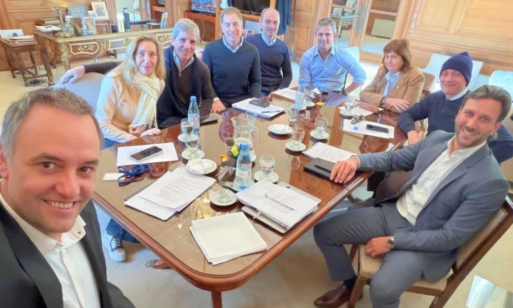 Foto de unidad en el Gobierno