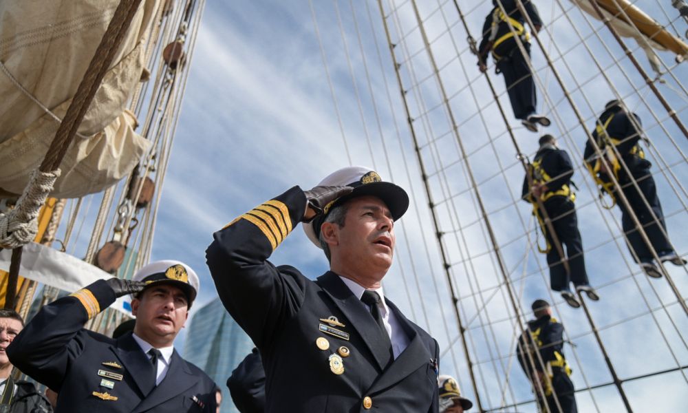 Zarpó la Fragata ARA Libertad