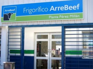 Cierra el frigor�fico ArreBeef de P�rez Mill�n