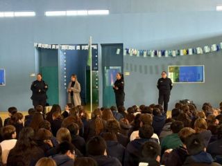 Pergamino refuerza la prevención de la violencia en el noviazgo con talleres en escuelas