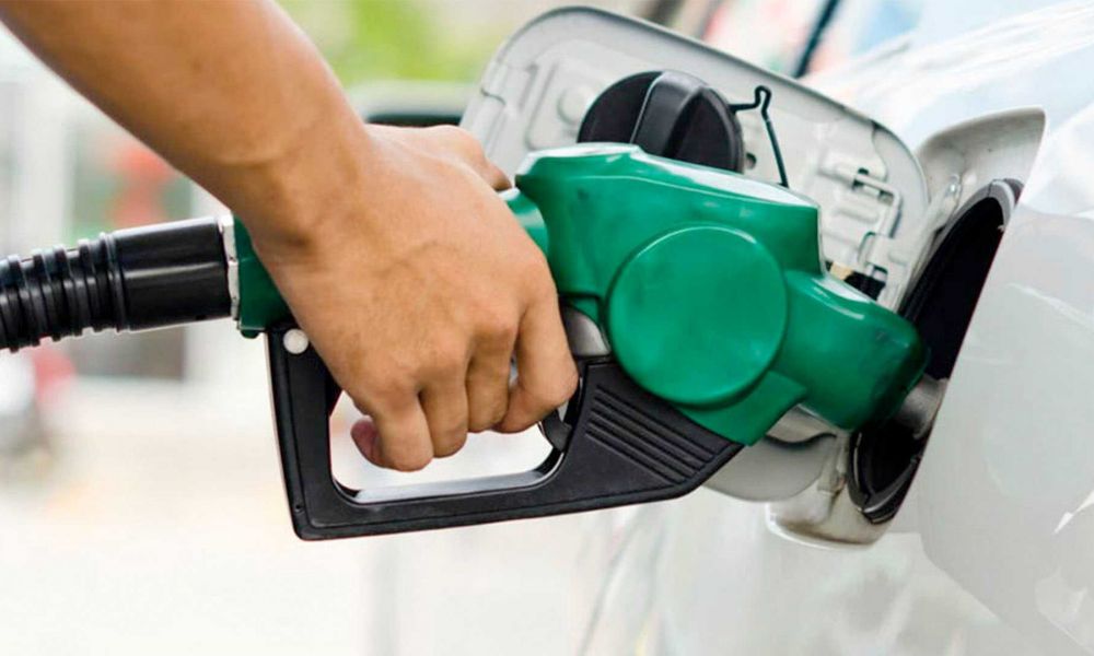 El Gobierno habilitó el autodespacho de combustible