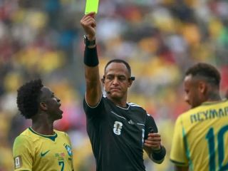 Quién es Ismail Elfath, el árbitro que dirigirá Argentina vs. Inglaterra