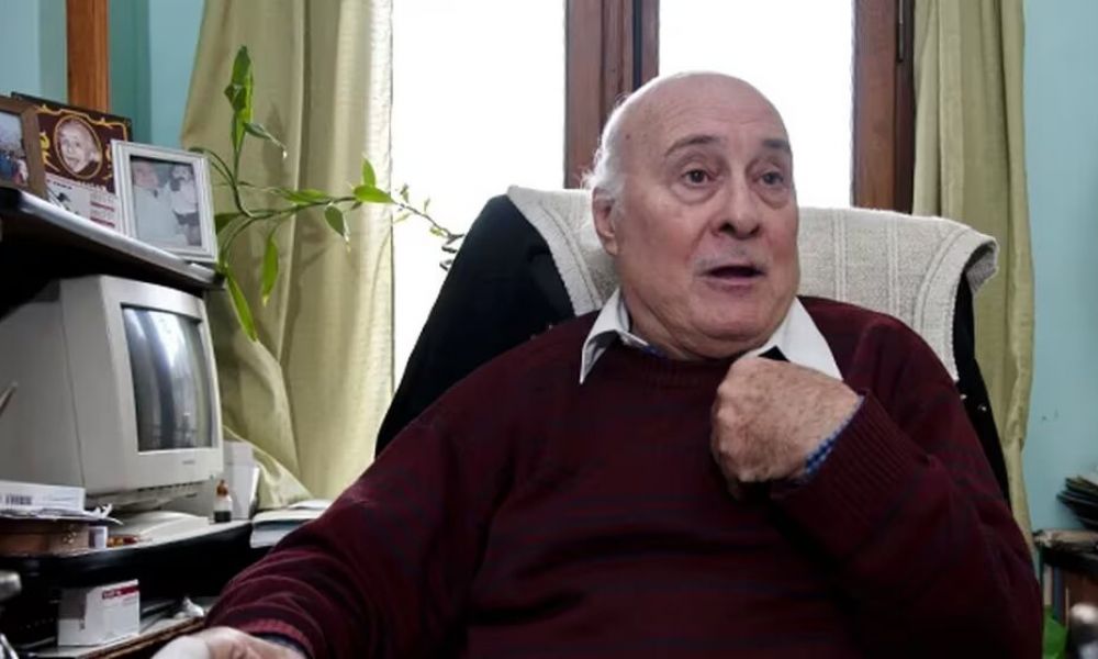 Roberto Cirilo Perdía