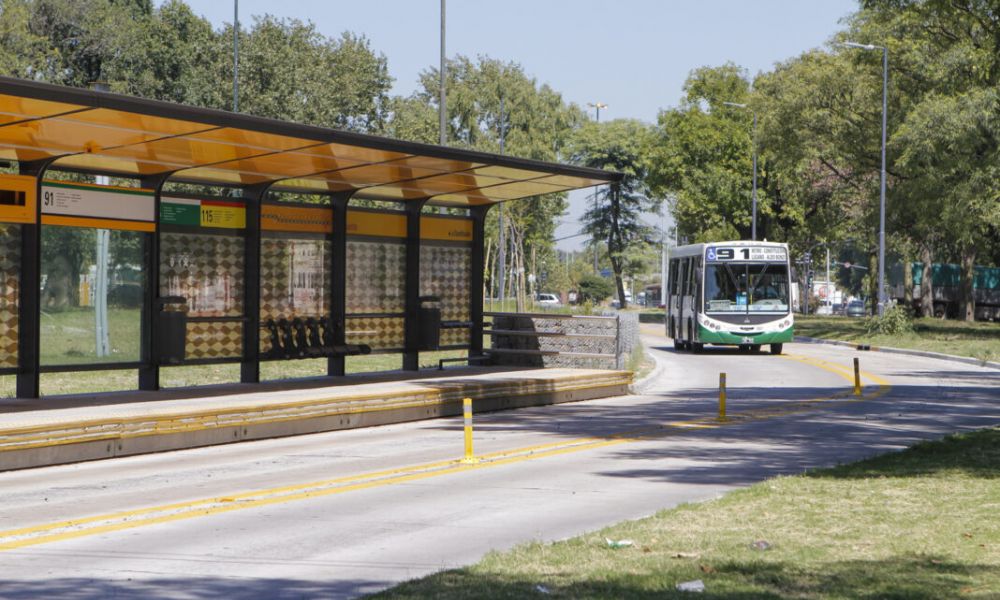 Se levantó el paro de colectivos que afectaba a todo el país