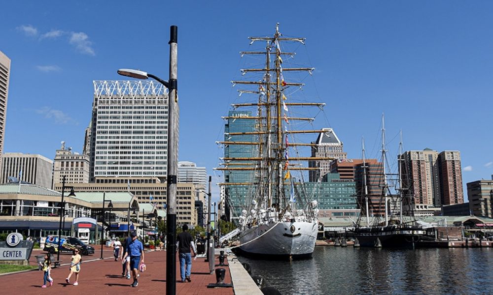 Fragata ARA Libertad amarró en Baltimore