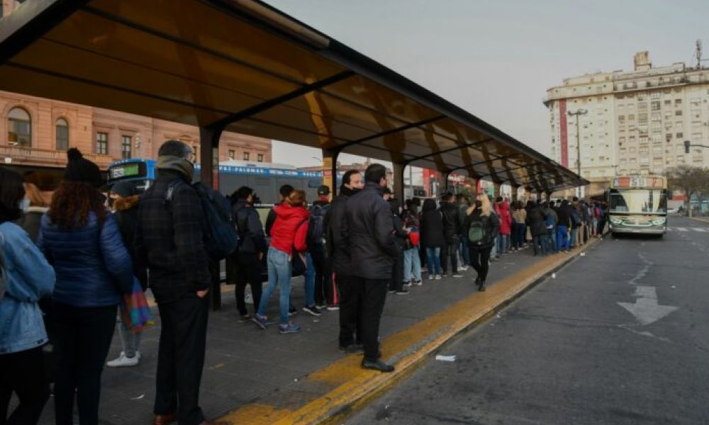 La UTA amenaza con un paro de micros