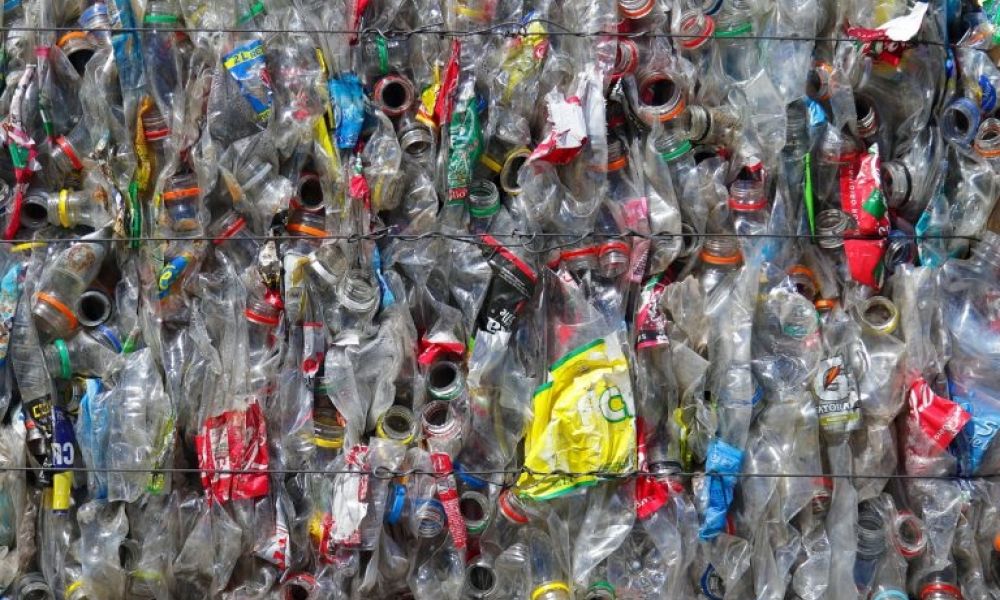 Taller Protegido recicló más de 150 mil kilos de plástico