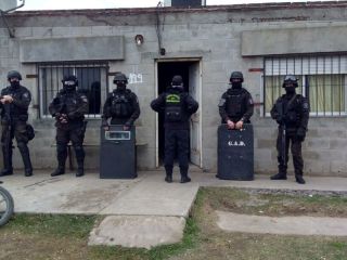Pergamino: Dos aprehendidos en procedimiento antidrogas