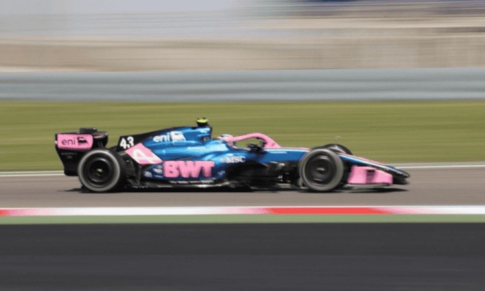 Colapinto aceleró fuerte en Bahréin