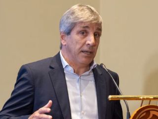 Inflación: Caputo anticipa que marzo superará el 3% y enciende alertas por el impacto del petróleo