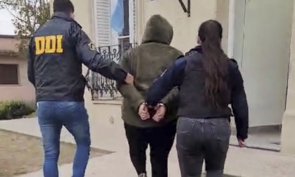 Violento asalto en inmobiliaria